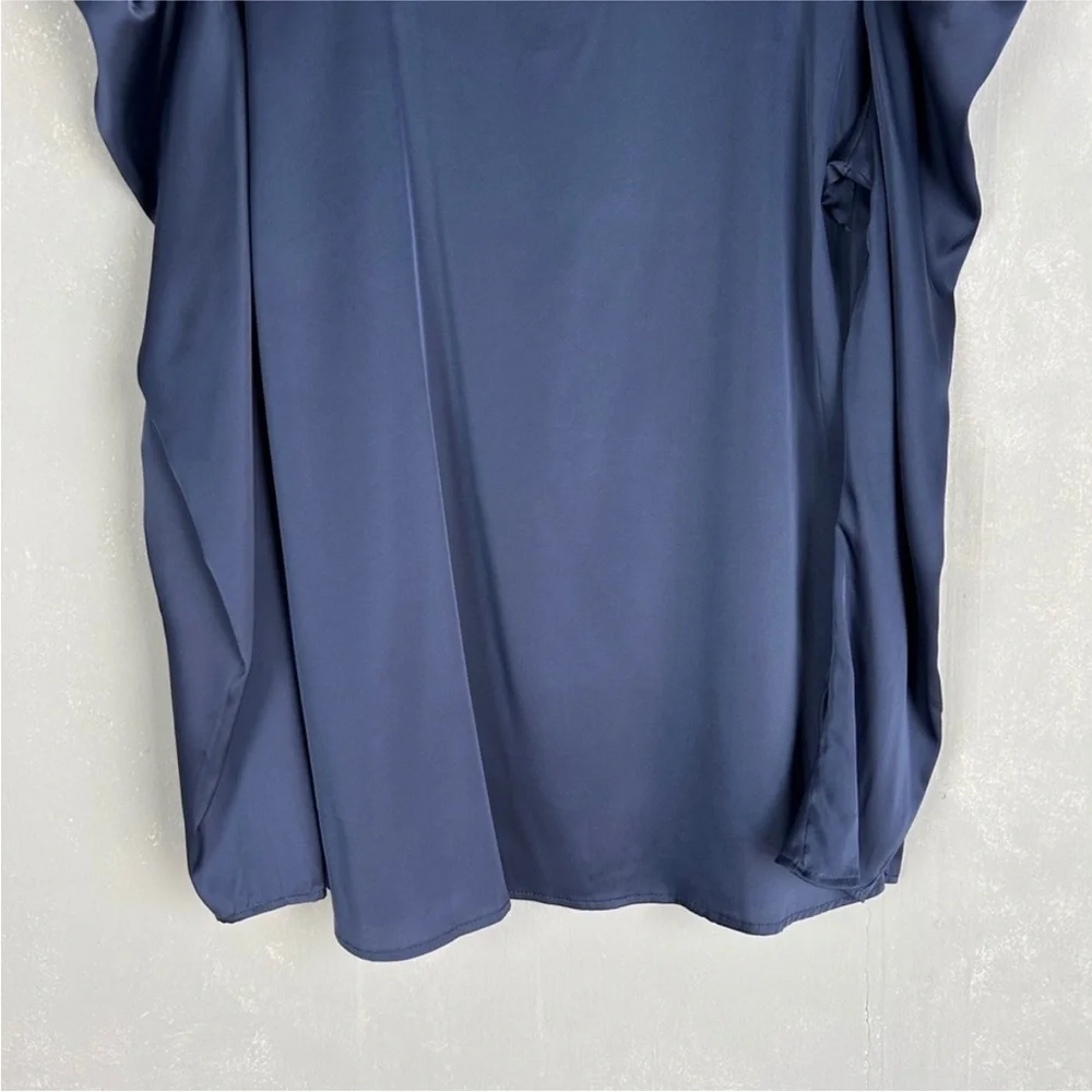 Torrid size 00 10 satin puff long sleeve blouse navy blue elegant NWT - Picture 4 of 11